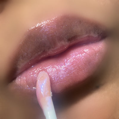 lip swatch, pink lip gloss