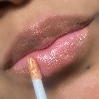 brown lip gloss swatch