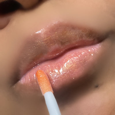 lip swatch, orange lip gloss