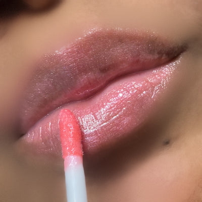 lip swatch, pink lip gloss